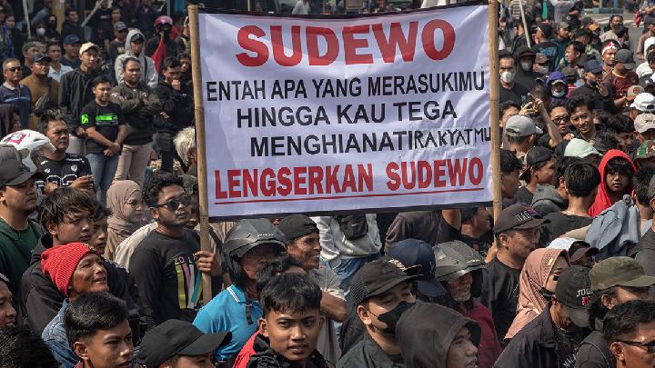 Demonstrasi Pati 2025: Rakyat Melawan Kenaikan Pajak, Dinamika Politik dan Sosial Indonesia