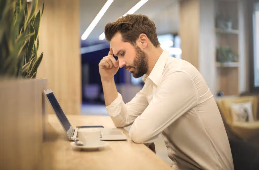 Work-Life Balance 2025 di Indonesia: Budaya Kerja Hybrid, Wellness Office, dan Tantangan Generasi Muda